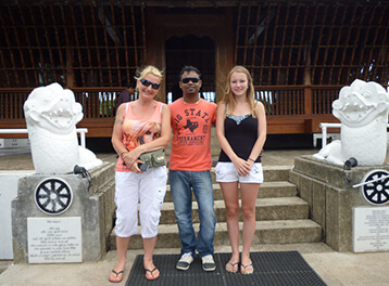 Visit Holiday Lanka tours